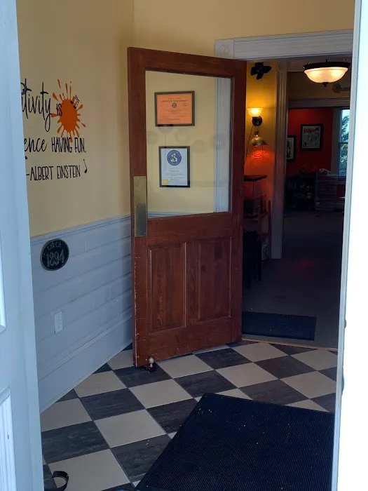 Neighborhood Creative Arts Center Picture 2