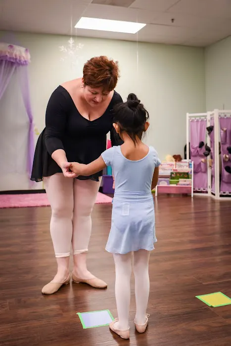 Melina's Dance Company Picture 6