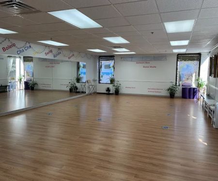 Ballroom Asia/Step In Joys Dance Studio
