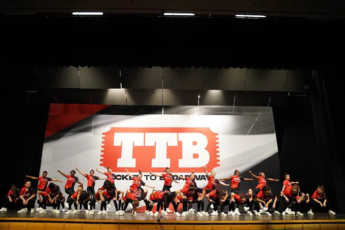 Encore Performers Picture 8