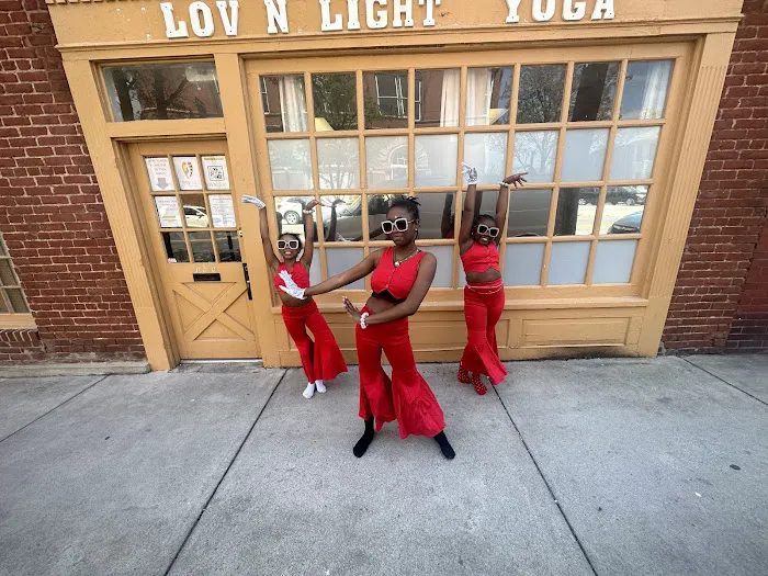 LovnLightYoga Picture 10