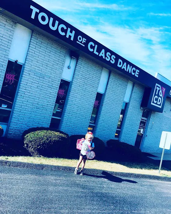 Touch of Class Dance Studio Picture 3