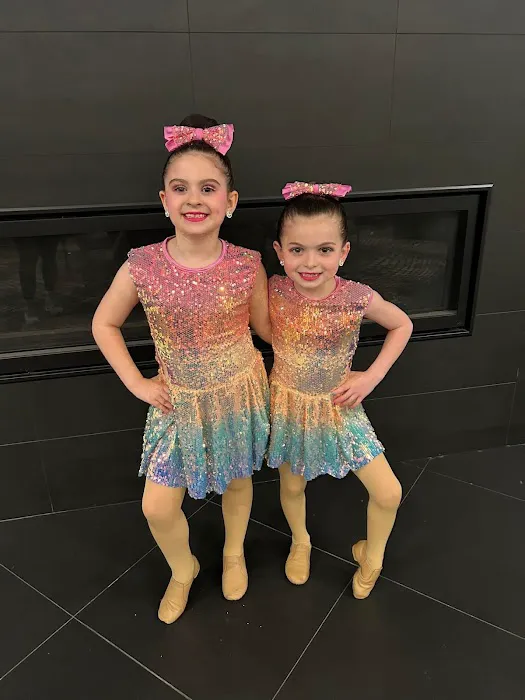 Art In Motion Dance Studio Picture 4