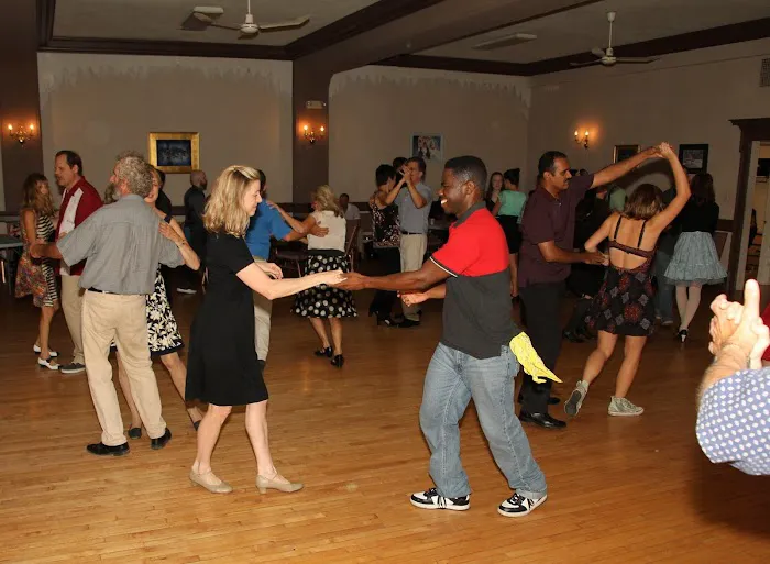 Swing Kat Entertainment Picture 7