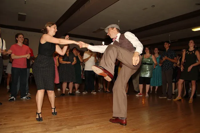 Swing Kat Entertainment Picture 2