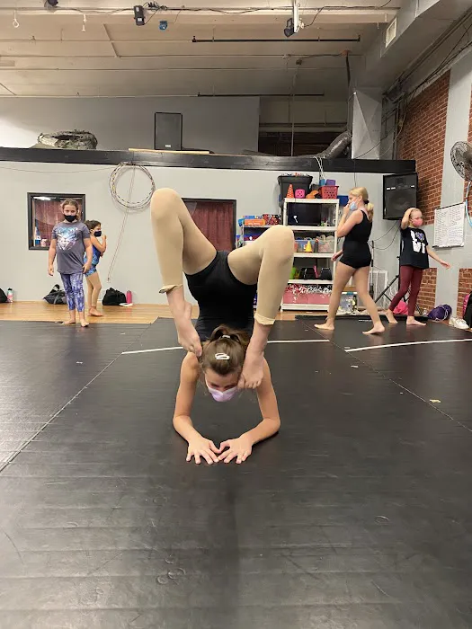 Stepping Stone Dance Studio Picture 9