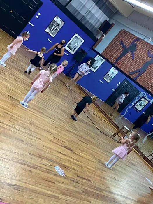 Stepping Stone Dance Studio Picture 5