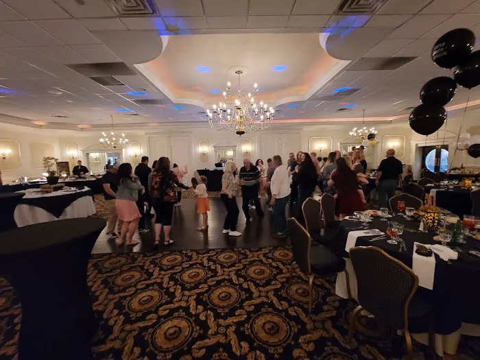 Dance Party DJ's & Photo Booths Picture 1