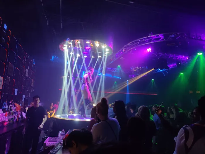 Kiss Kiss Nightclub Picture 3
