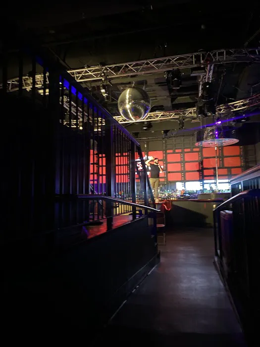 Kiss Kiss Nightclub Picture 4