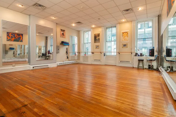 Symmetry Dance Wellness Picture 6