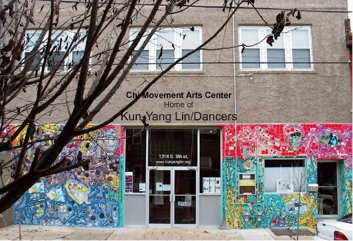 Kun-Yang Lin/Dancers (KYLD) Picture 4