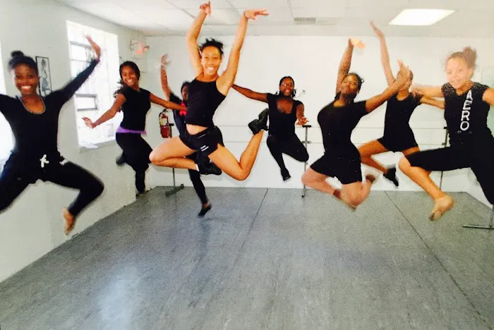 Halliday Dance Picture 1