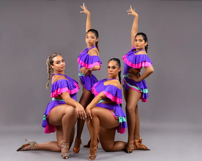 Latin AF Dance Company Picture 5