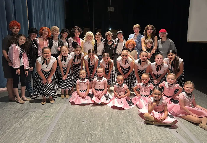 Momentum Dance Company Picture 7