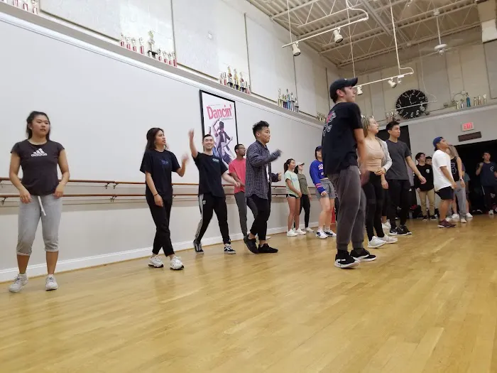 Stage Door Dance Studio Picture 5