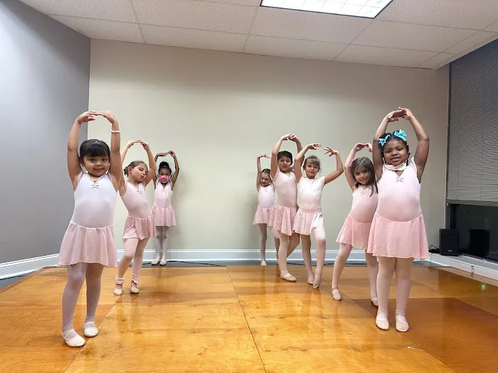 Showcase Dance Studio Picture 4