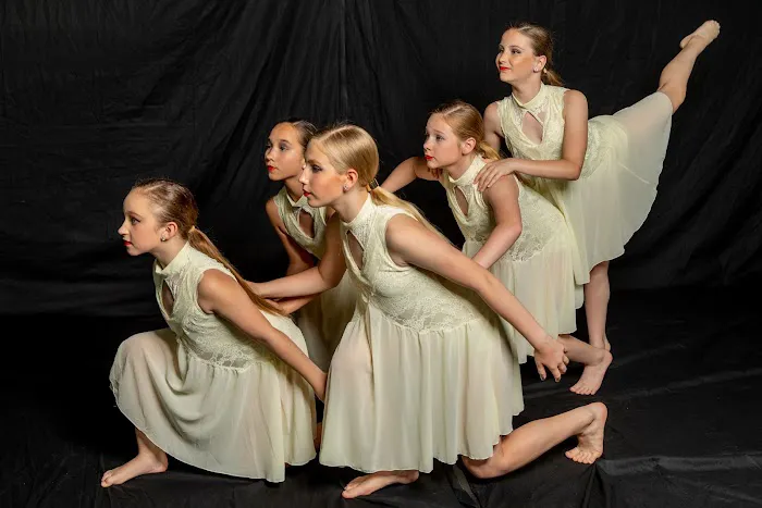 MindBodyArt School of Dance Picture 2