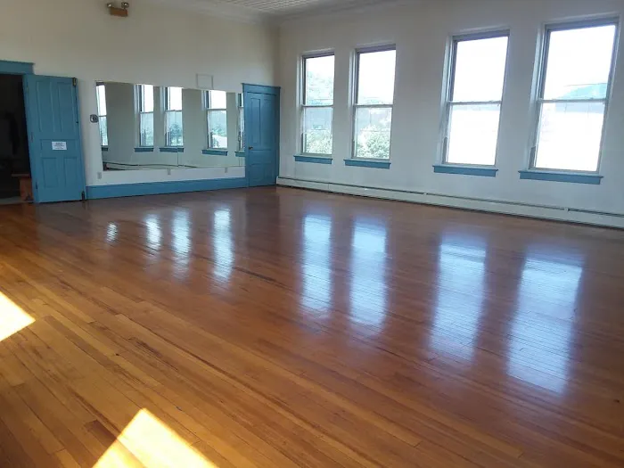The Conservatory Of Extraordinary Dance Picture 5