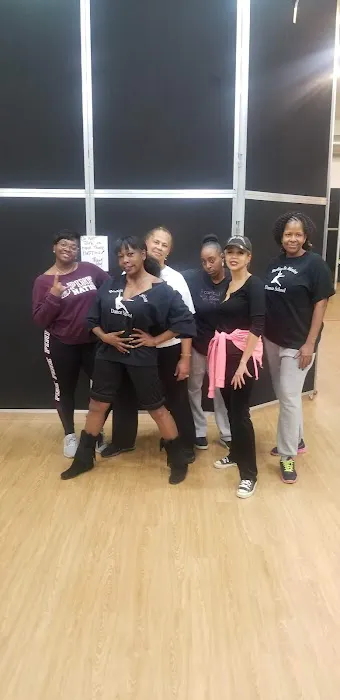 Bodies In Motion Performing Picture 4