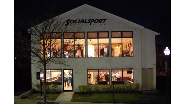Socialsport Dance Club Picture 2