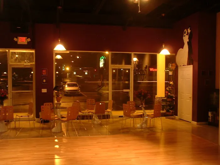 Top Hat Dance Studio Picture 3