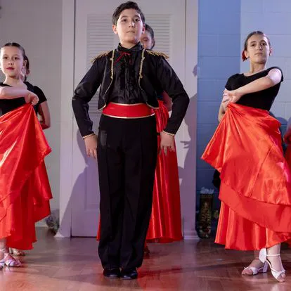 Ballroom Empire Picture 9