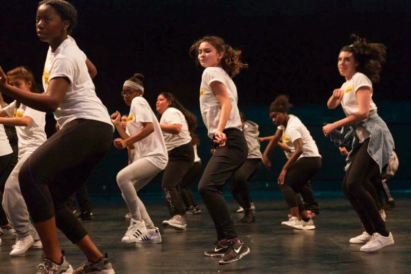 How to Give Back to the Dance Community as a Student: Tips & Ways to Contribute