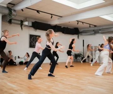 What is a Dance Workshop and Should You Take One?