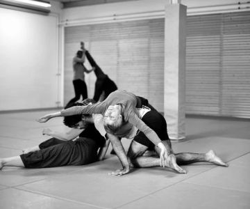 What is Contact Improvisation? A Unique Dance Experience