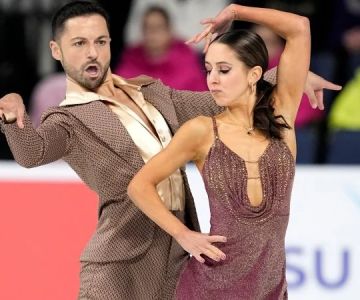 How to Get Over the Fear of Dancing in Front of Others: Expert Tips