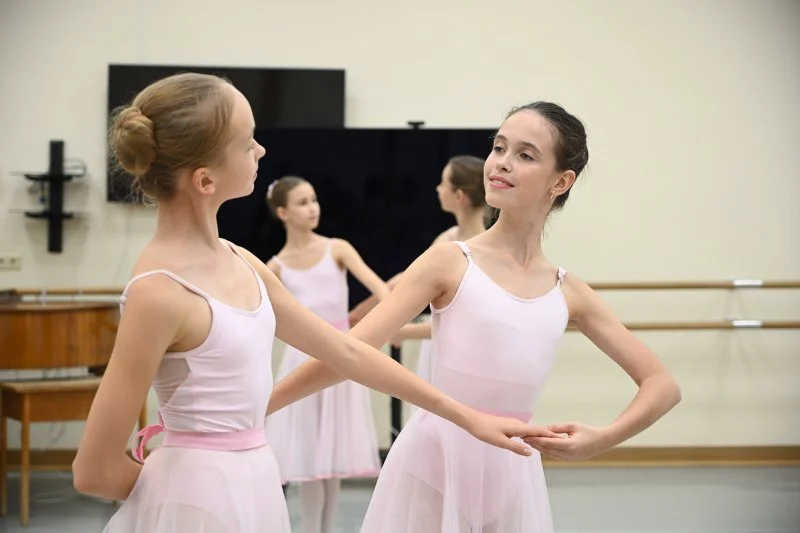 The Future of Dance Classes: Hybrid Models and Tech Integration