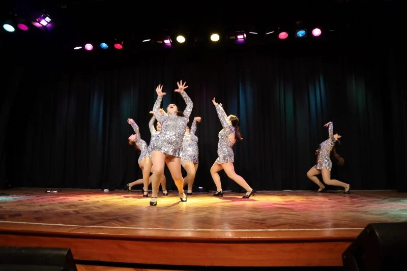 How to Handle Stage Fright Before a Dance Performance