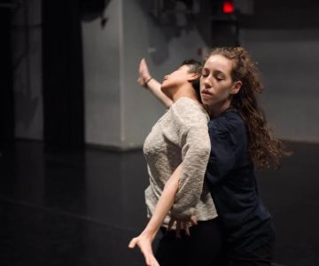 The Role of Mentorship in the Dance World: Guiding Dancers to Success