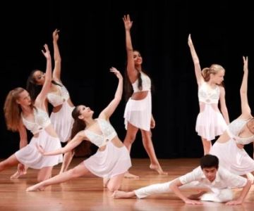 What is Contemporary Dance and Is It Beginner Friendly?