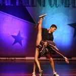 How to Give a Meaningful Compliment to a Fellow Dancer: Tips and Techniques
