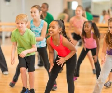 How to Find a Dance Class with a Diverse Group of Students | Tips for an Inclusive Experience