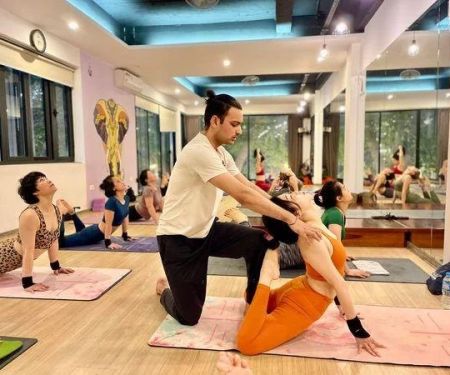 The Connection Between Yoga and Dance for Flexibility: How They Enhance Each Other