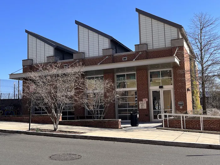 Edgewood Arts Center Picture 8