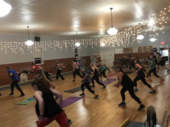 Jazzercise Forest Grove Picture 4