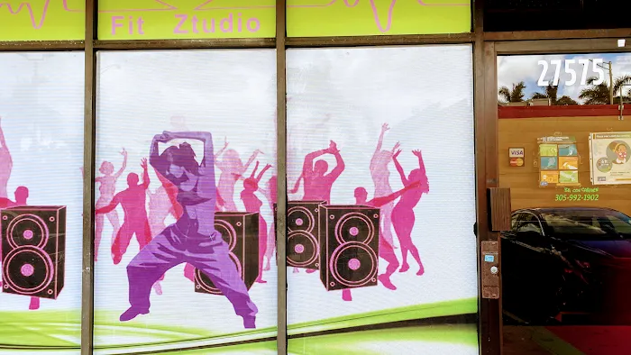 CRFITZTUDIO Zumba Picture 9
