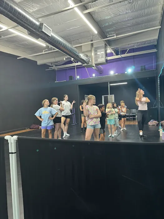 Spotlight Studios Dance Picture 1