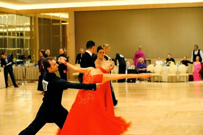 Danny Carter DanceMoves - Ballroom Dance Instruction By Danny Carter Picture 6