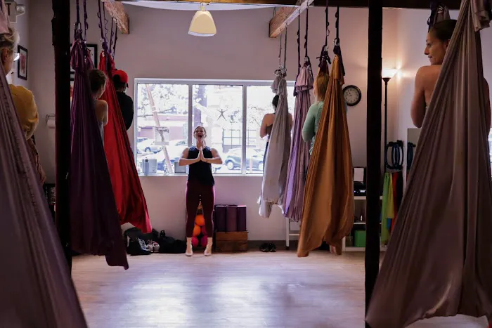 STHIEL PILATES & MOVEment Center Picture 5