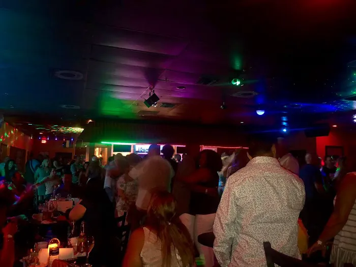 Amorama Latin Night Club Picture 7
