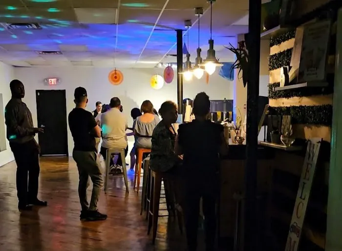 Salsa Aerobics Dance Studio Picture 2
