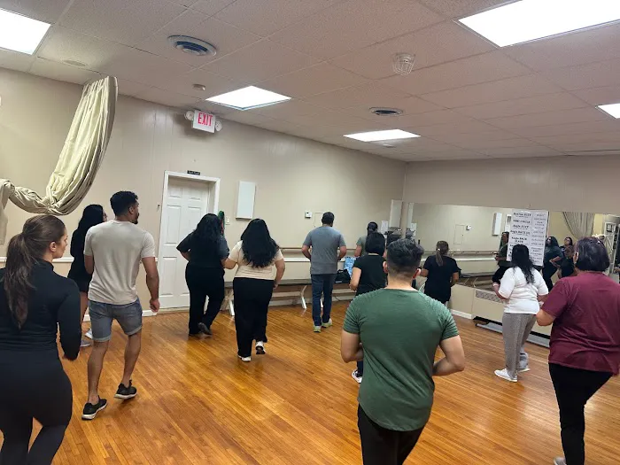 Salsa Aerobics Dance Studio Picture 9