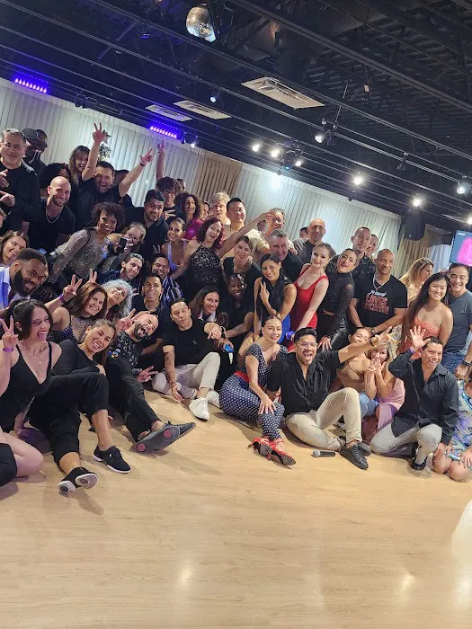 The Miami Bachata Overdose social Picture 3
