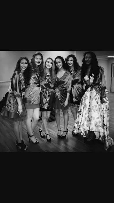 The Young Ladies of Grace Picture 2