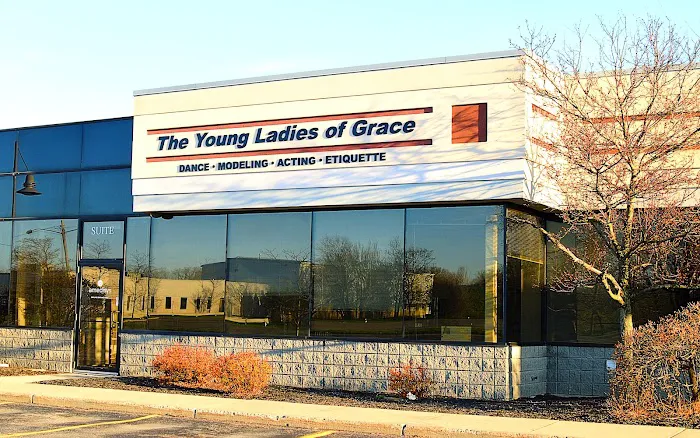 The Young Ladies of Grace Picture 10